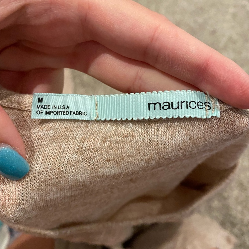 Top - Picture 2 of 2